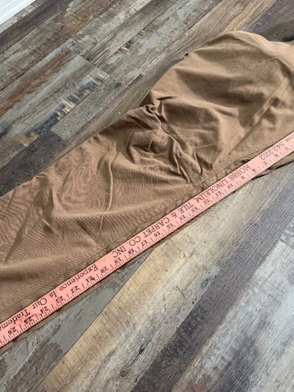 Under Armour Men's 40x30 Loose Fit Khaki Tan Utility Pants with Side Pocket